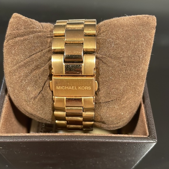 Michael Kors Rose Gold - Picture 2 of 2